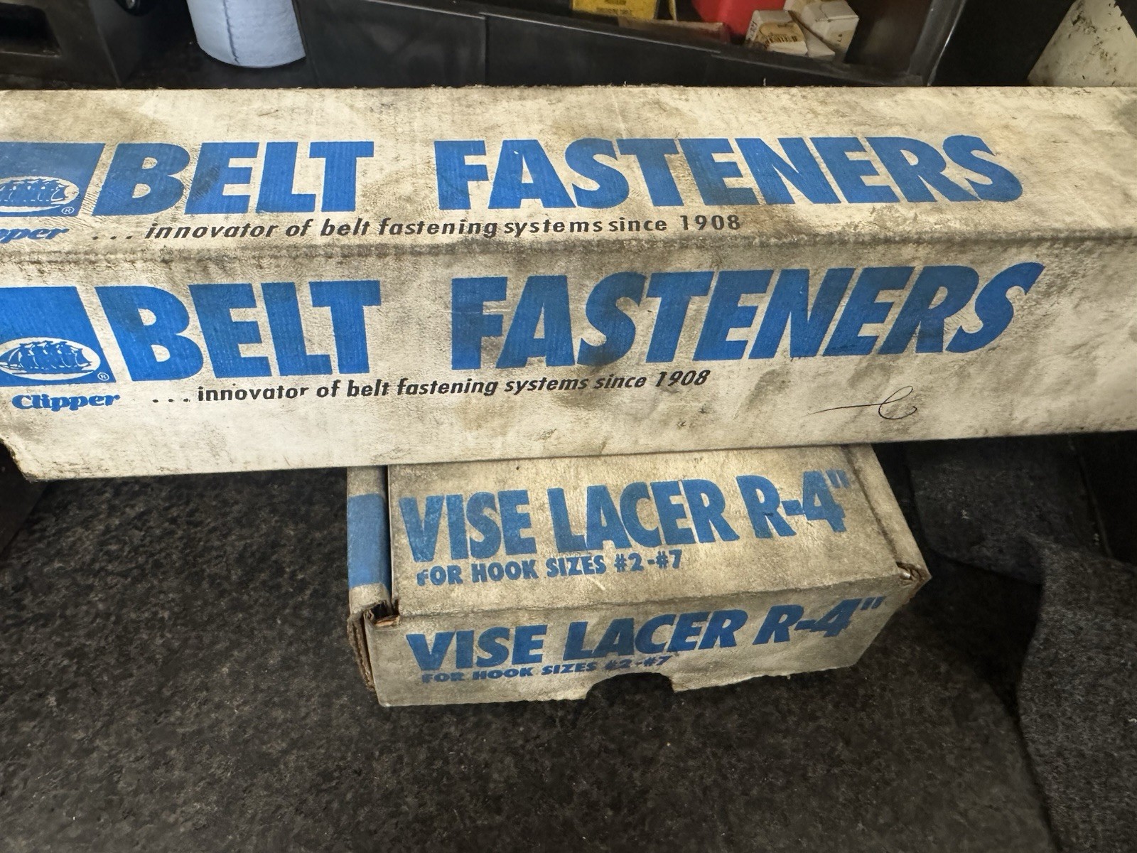 Clipper Belt Fasteners R-4 Metal Vise Lacer for Hook Sizes #2-#7 End Type Hook
