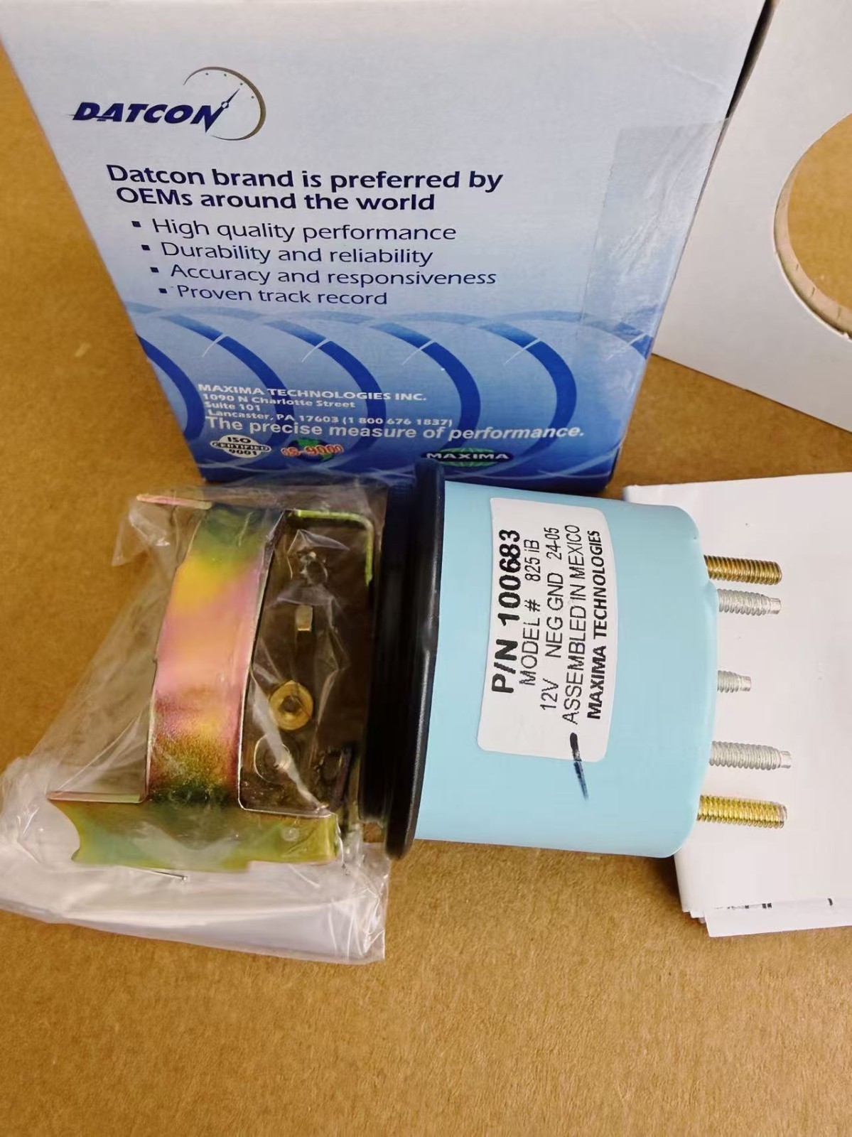 100683 – Datcon Water Temperature gauge 12V 100-240 degrees (NEW)