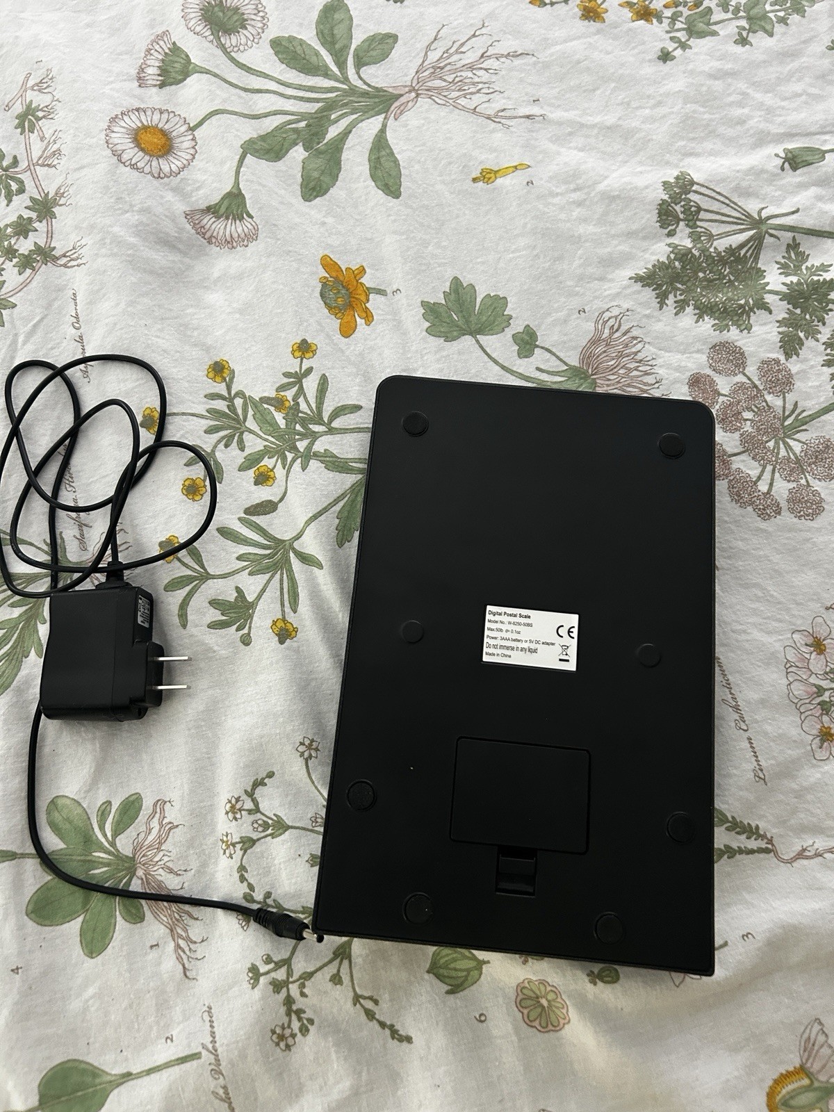 Accuteck Postal Scale with a 50-pound maximum capacity and 0.1-ounce Resolution
