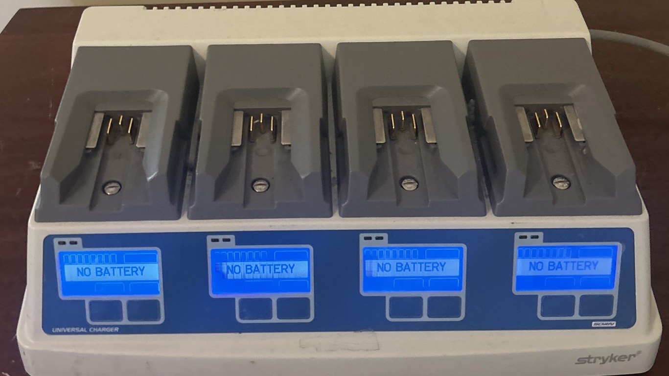 Stryker 7110-120-000 System 7 Charger Universal Battery Charger – As Is