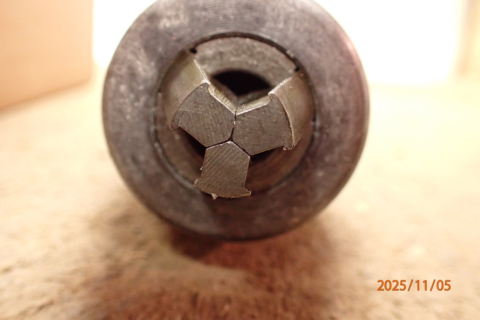 OLDER GRAND TOOL 1/2″ PRECISION DRILL CHUCK WITH 5/8″ SHANK MADE IN SPAIN