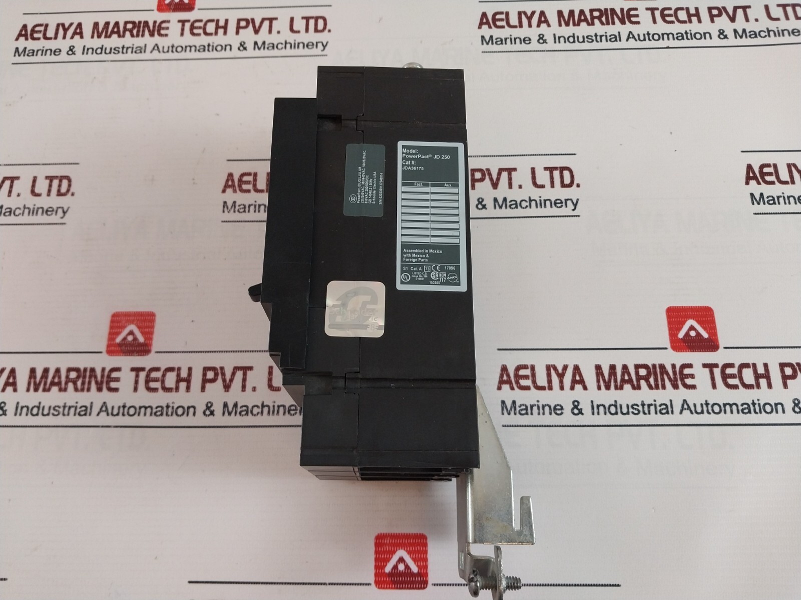 Square D JD 250 Circuit Breaker 3 Pole 175 Amp JDA36175