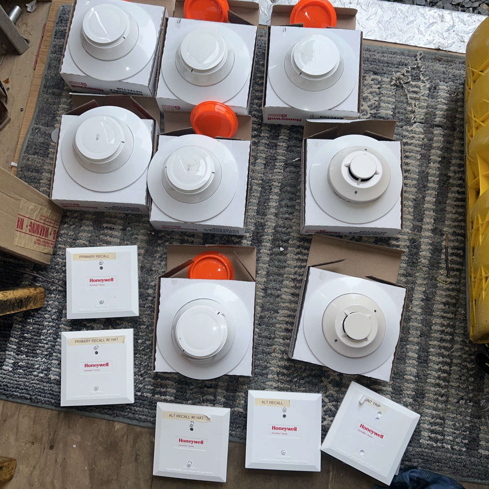 Bulk Sale Of Silent Knight Farenhyt Series Smokes & Heats & Relays