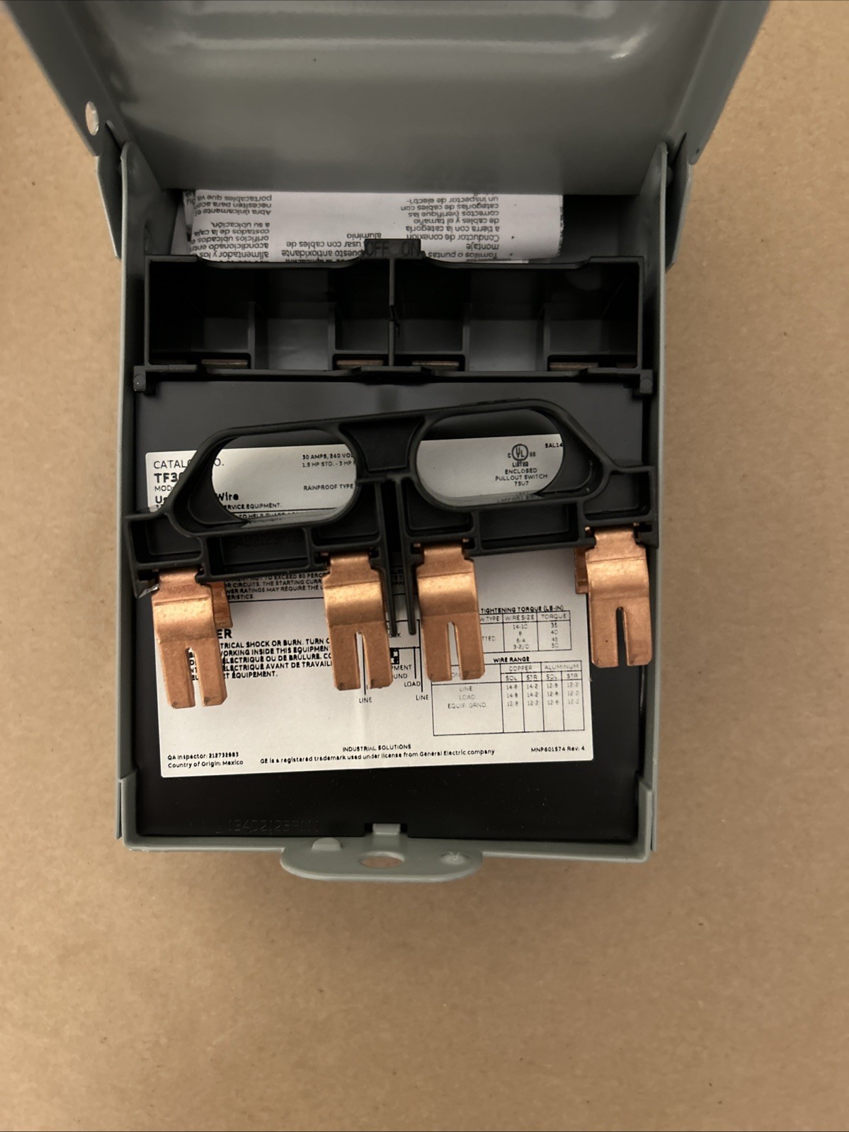 GE 30 Amp 120/240 Volt Fused AC Disconnect In Gray TF30RCP NEMA 3R
