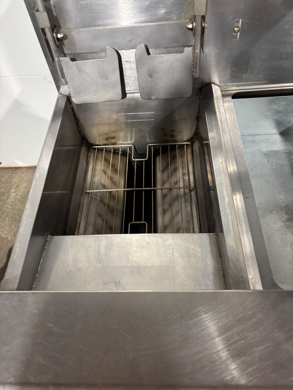 Frymaster FMPH255 Double Gas Fryer w/ Foot Print Pro Filtration & Dump Station