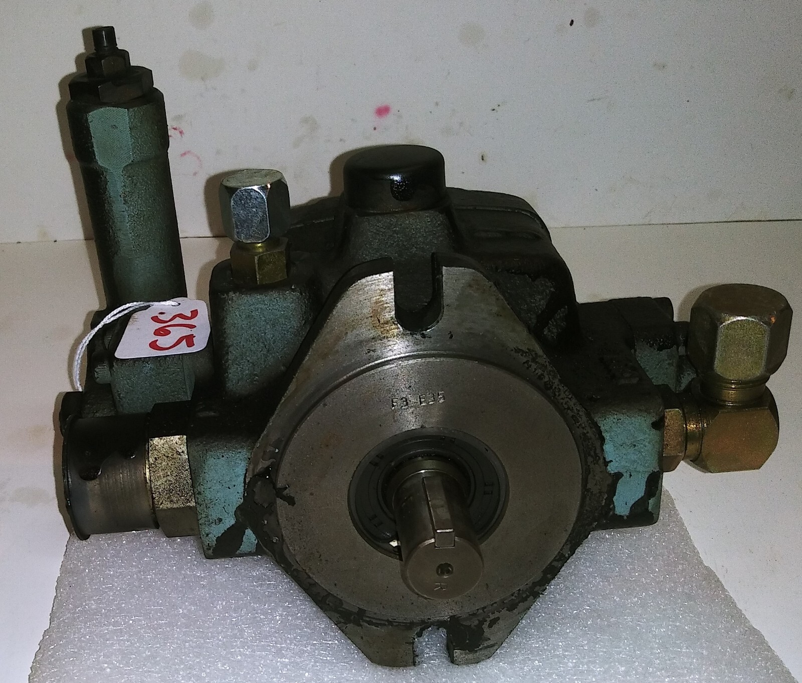 Nachi Variable Vane Pump VOC-18-2A3-E35   Inv# (365)