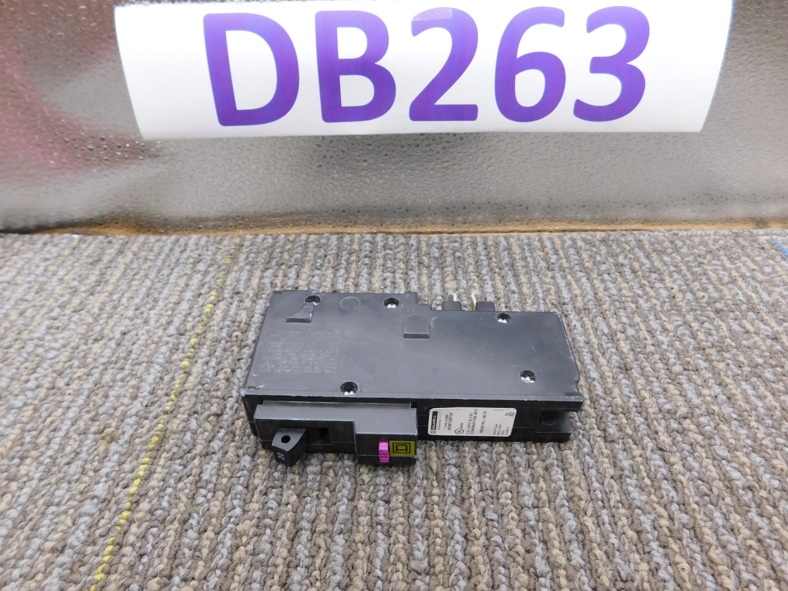 NEW Square D HOM120PDF 120V 20A Single-Pole Circuit Breakers
