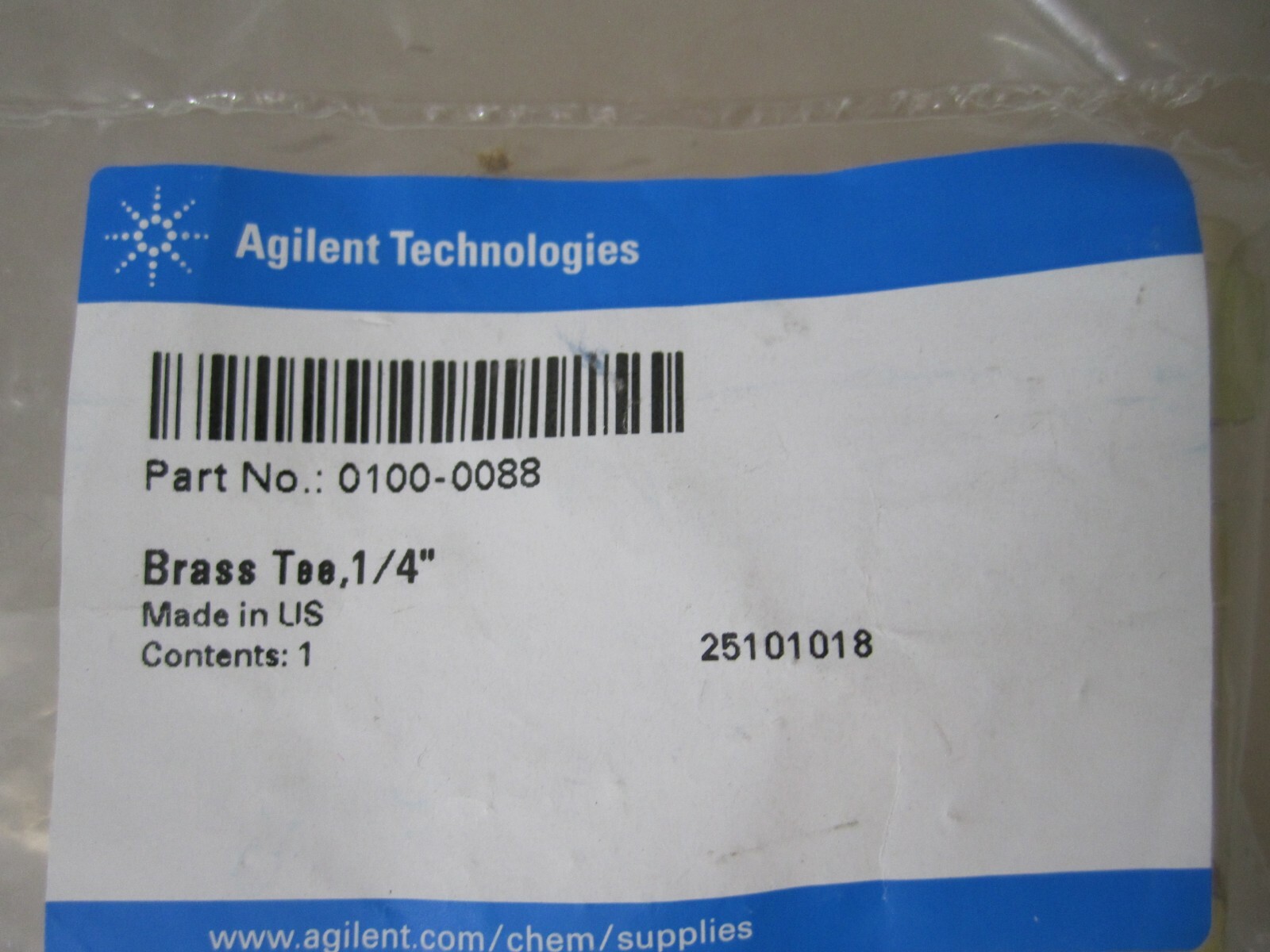 Agilent 0100-0088 Tee, 1/4″ Brass – SEALED, FAST SHIPPING