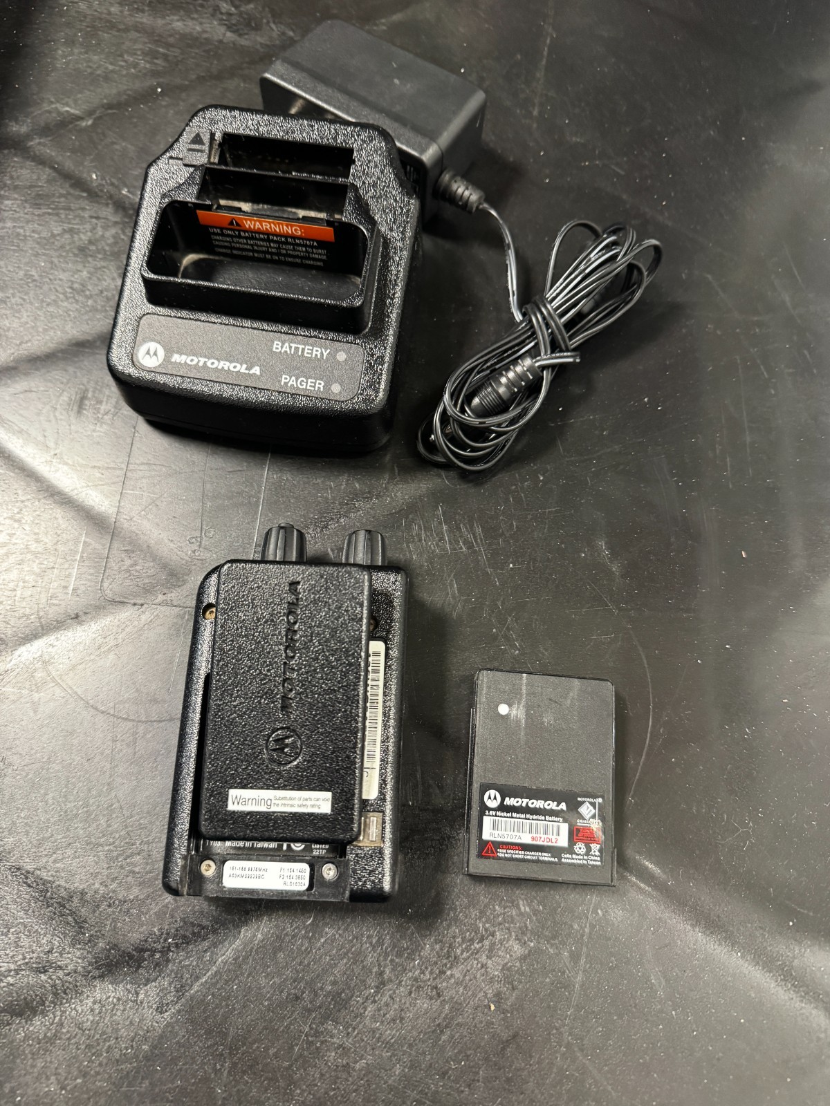 Motorola Minitor V (5) VHF 2-Channel Stored Voice Pager 151-158.9975 MHz