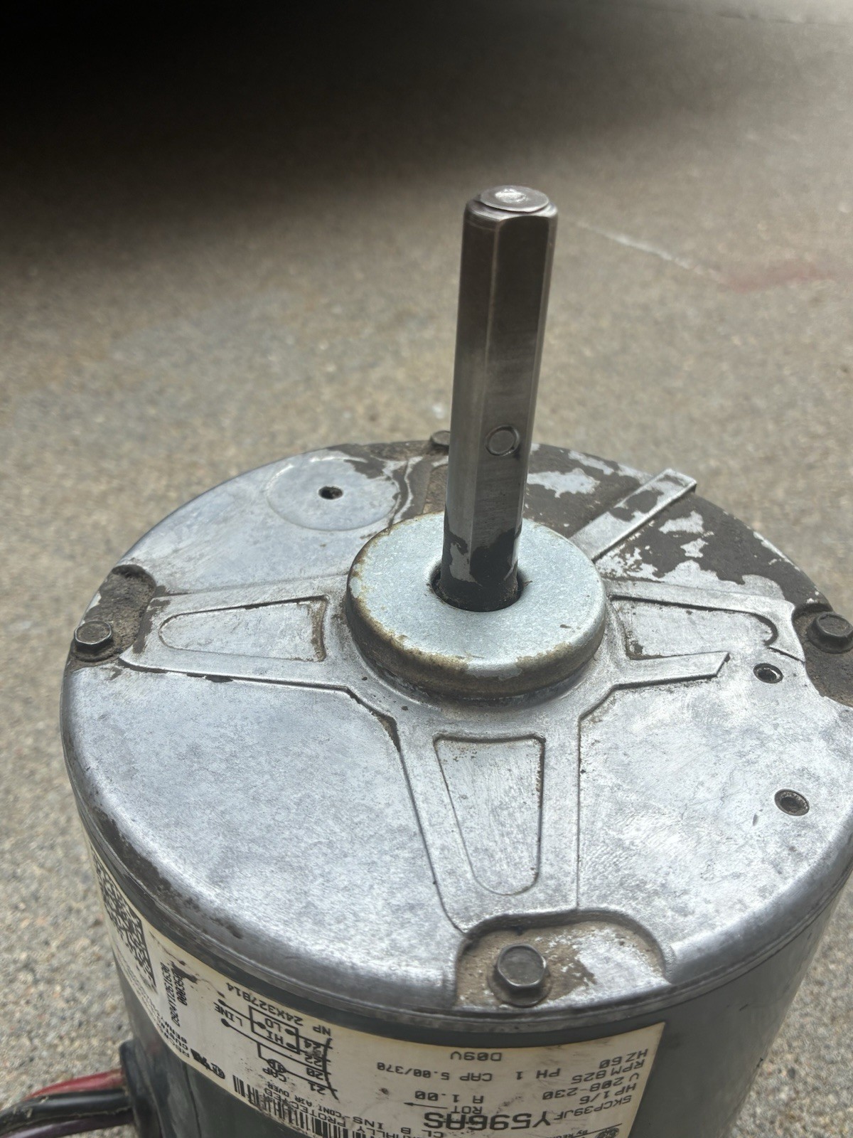 Goodman GE Y596A6 Compressor Fan Motor ￼5KCP39JF