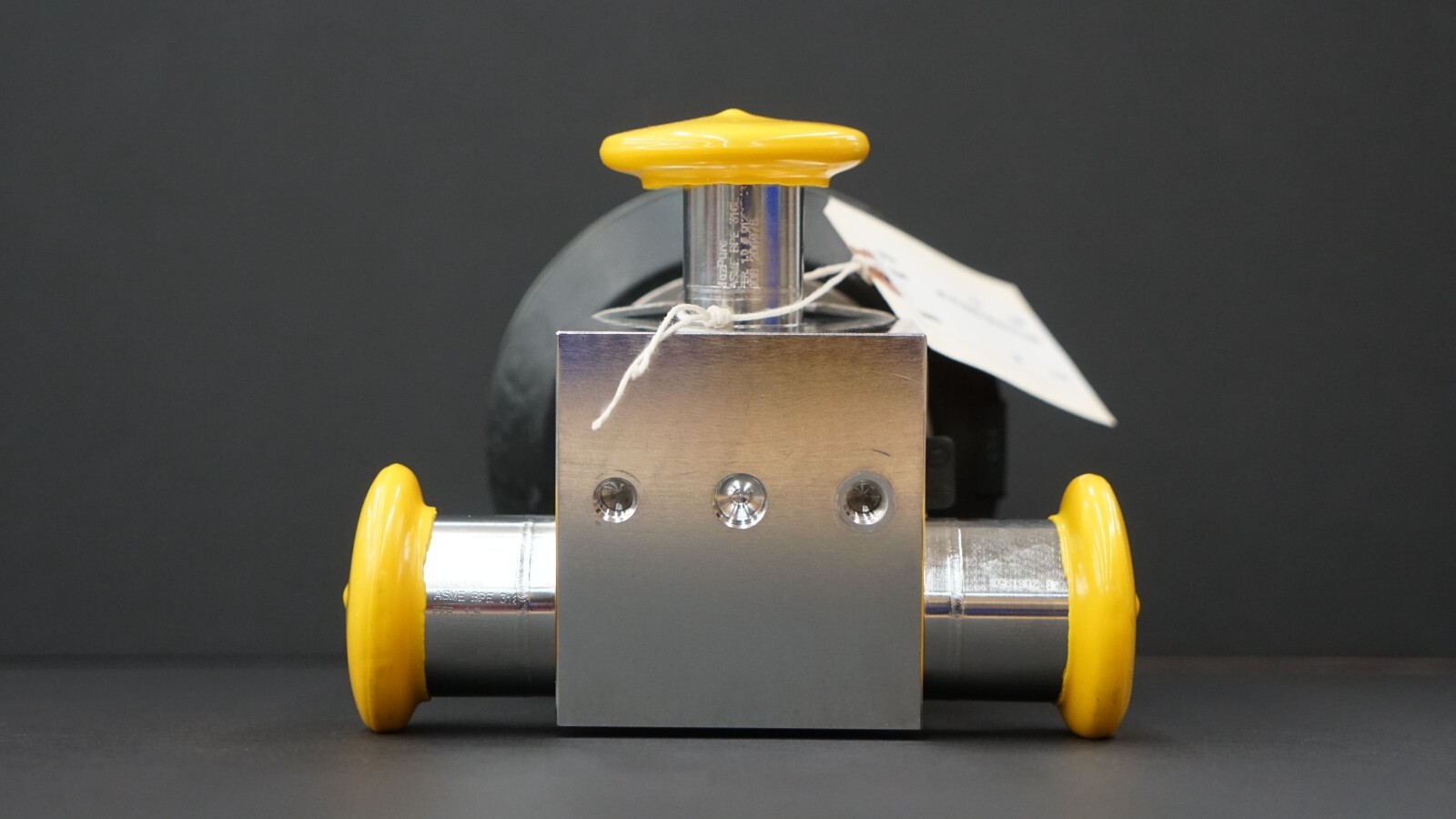 GEMU 687 Tri-Clamp Diaphragm Valve, 3-Way, EP SS, 687-25T-8041131-040-80-1537