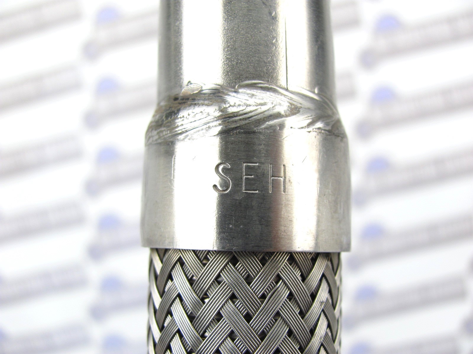 3/4 in x 19 in BRAIDED STAINLESS STEEL HOSE 24in Overall 3/4 in NPT x 3/4 in NPT