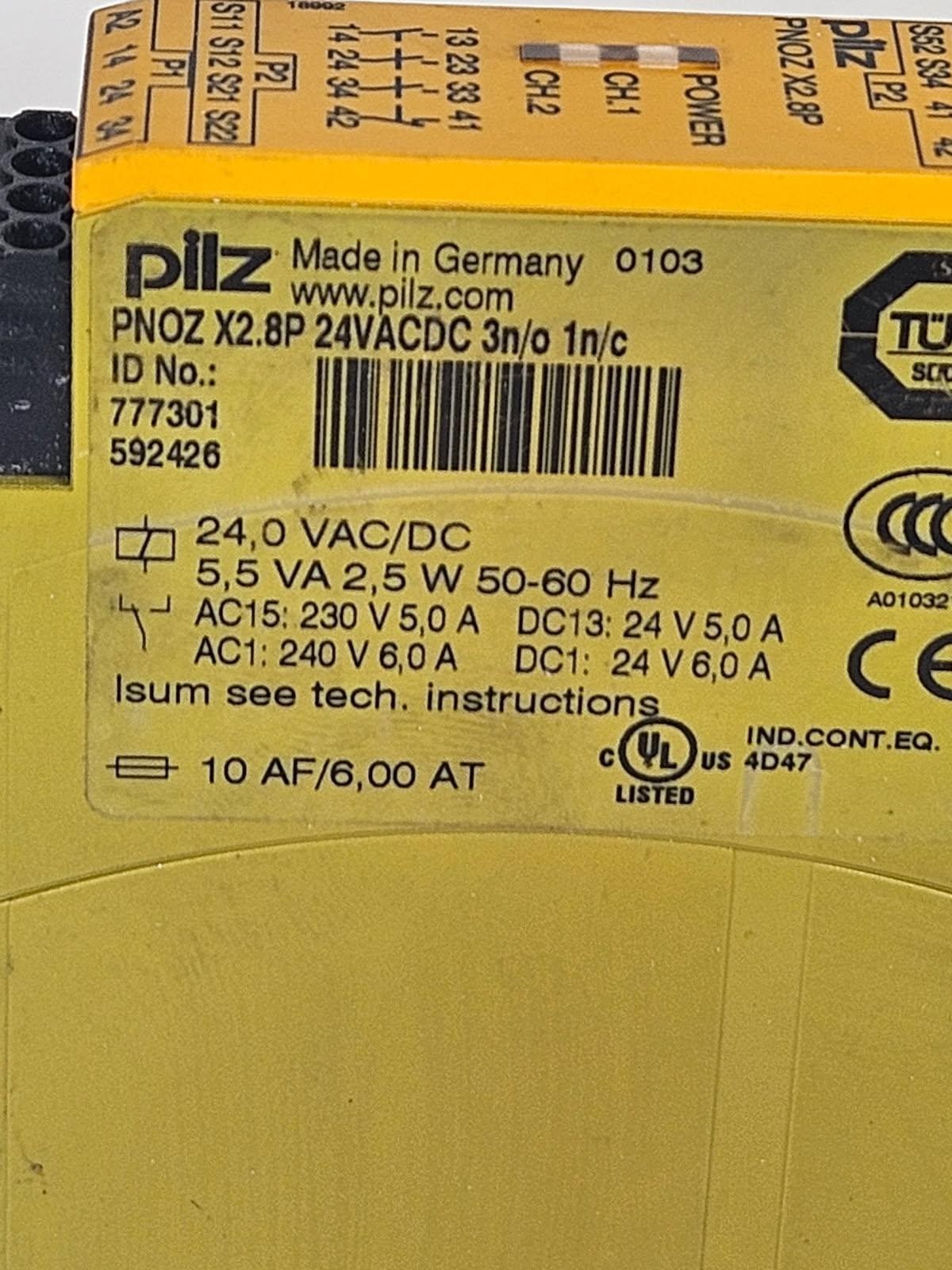 Pilz PNOZ X2.8P 24VACDC 777301 Safety PLC Relay Electric System Module Unit
