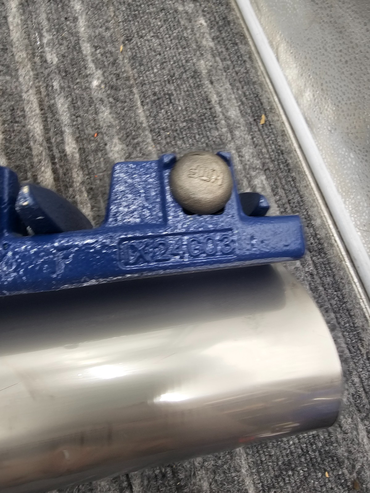 MUELLER Hymax Repair Clamp 500-18-0235, Blue Silver 2.63 Range