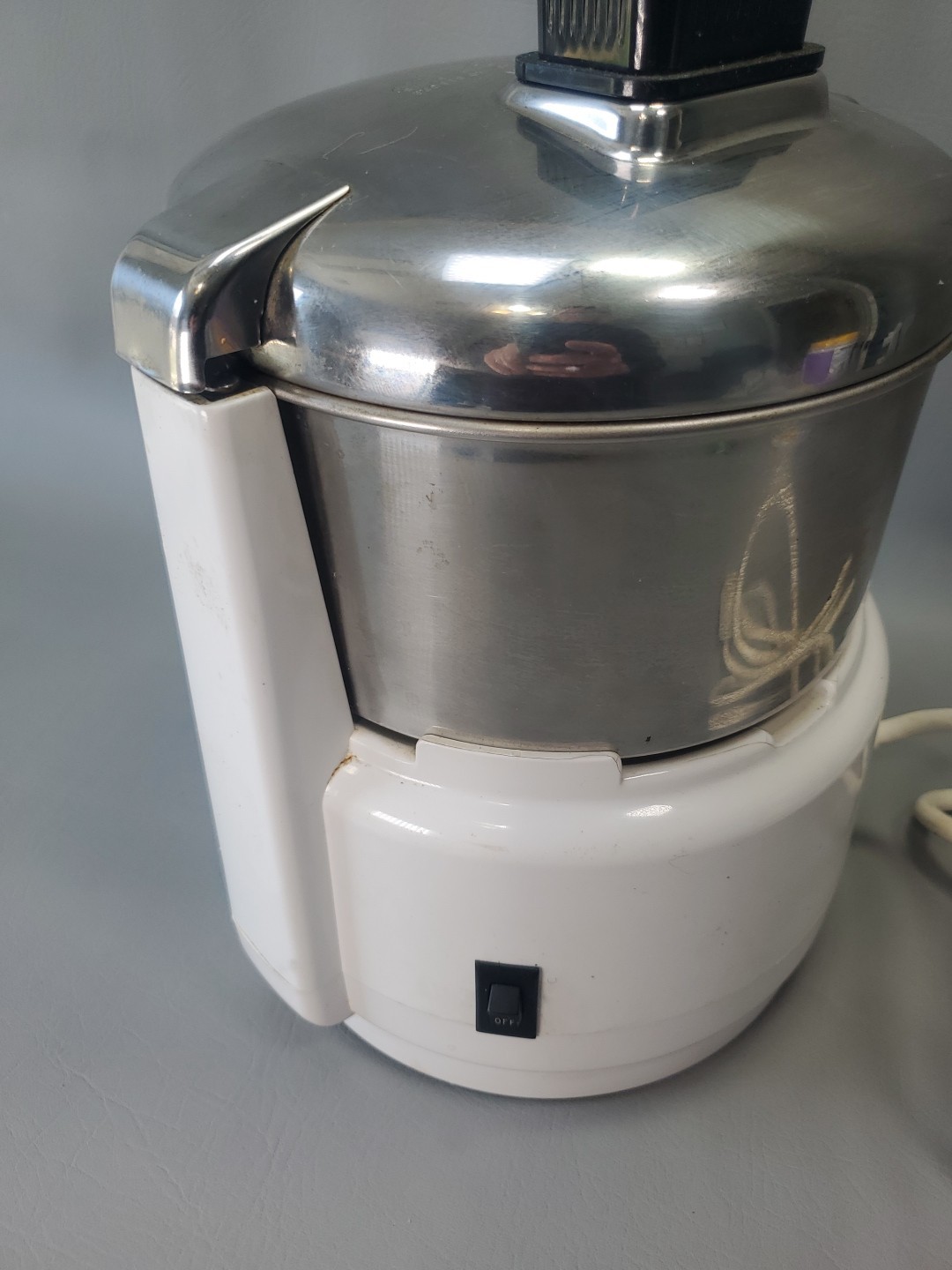 Waring Commercial Juice Extractor Professional Model 6001C 31JE27 PLEASE READ