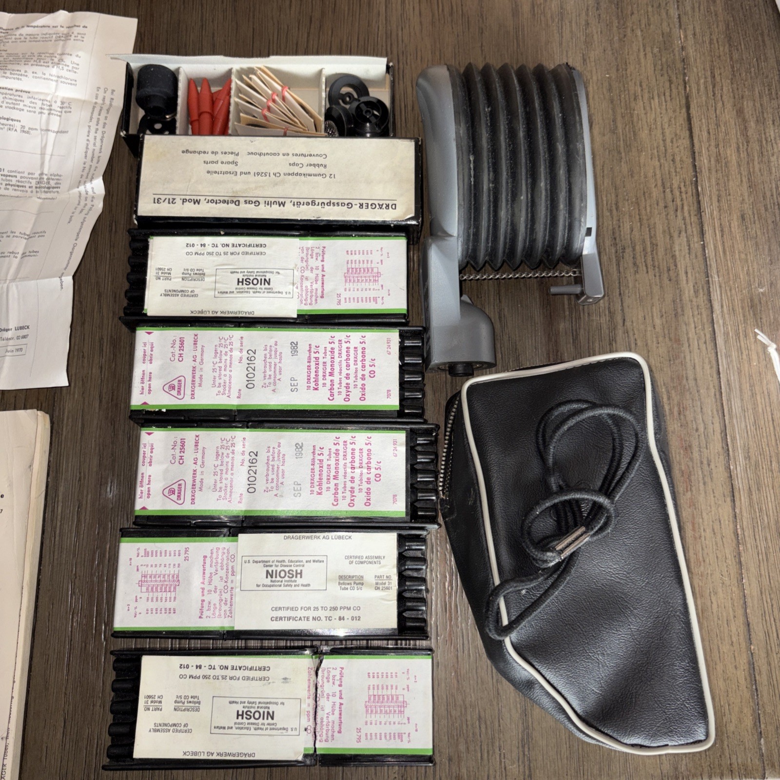 DRÄGER GASSPÜRGERÄT MULTI GAS LEAK DETECTOR MOD 21/31 V100 ZUBEHÖR THW FEUERWEHR