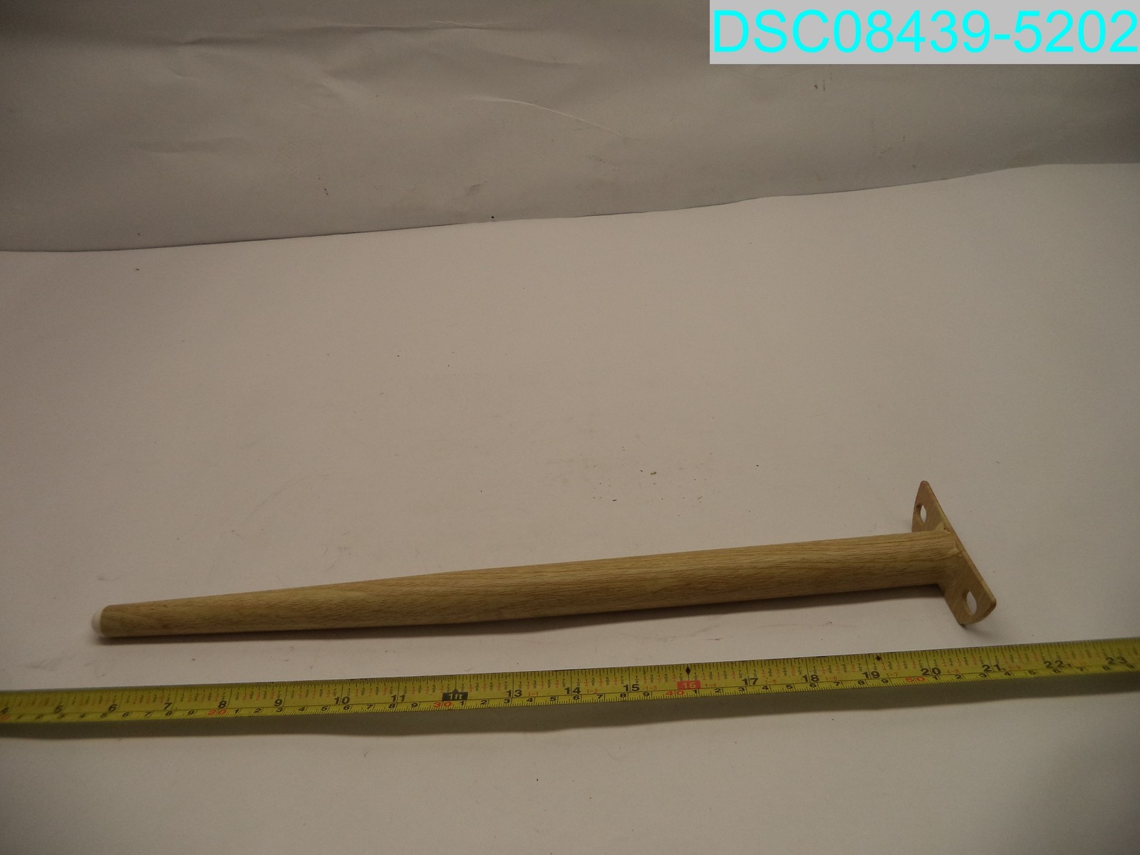 QTY=3: 16-3/4″ L Wood Grain Metal Table Legs 1″ D Tapered To 5/8″