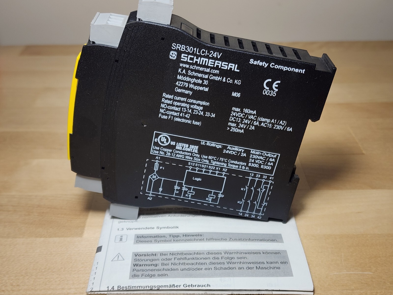 Schmersal 101176968 Safety Relay SRB301LCI 24VAC/DC