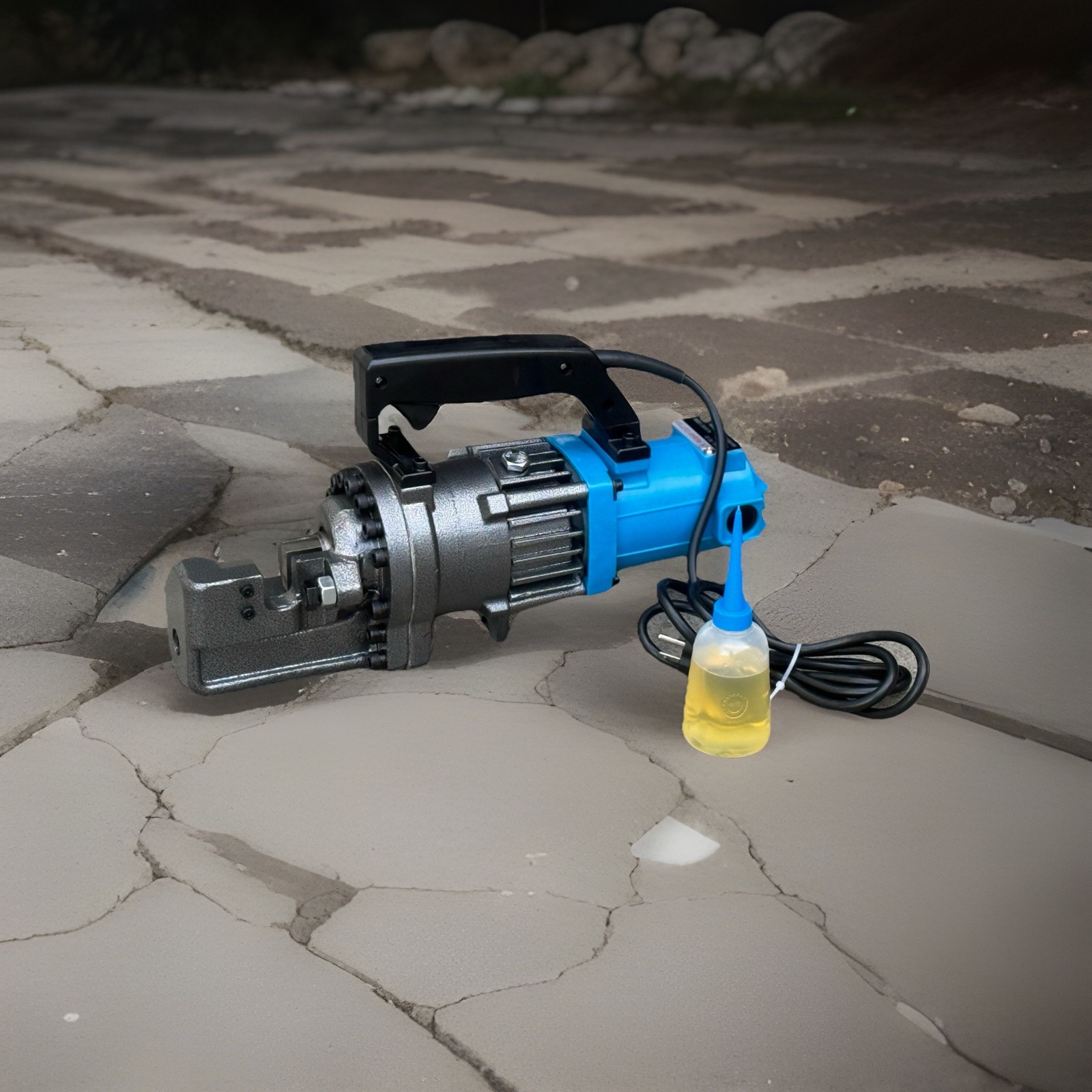 1200W Electric Hydraulic Rebar Cutter 22mm 7/8» Max Cutting Rod W/Xtra Blades