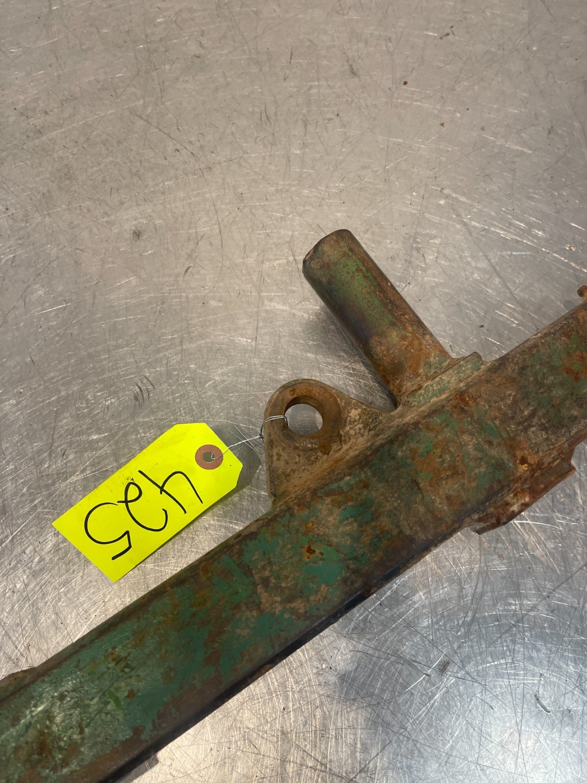 John Deere Tractor Lower 3pt Hydraulic Lift Arm F2687R