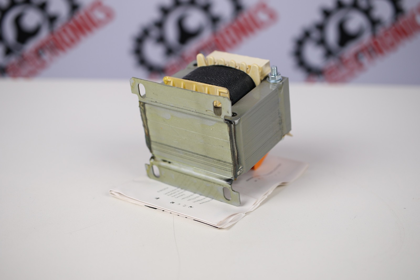 LENZE ELN1-0900H005 (MAINS CHOKE) – 6 months warranty
