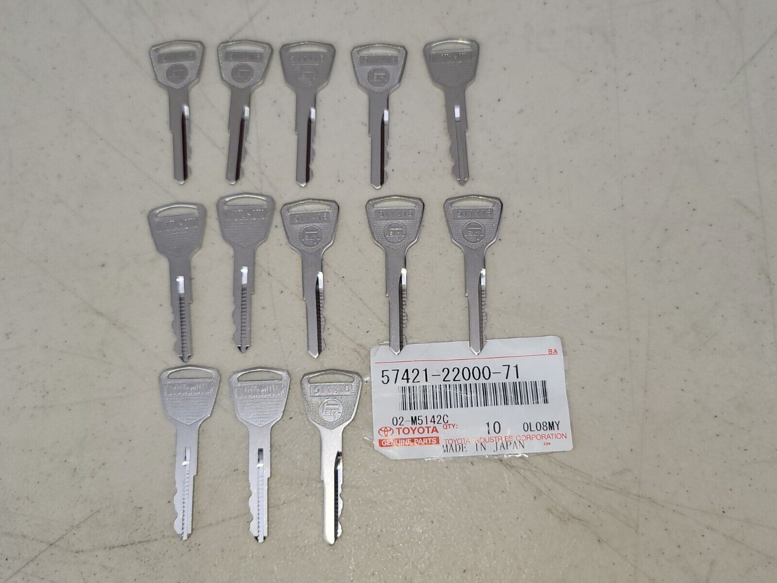 OEM Toyota 57421-22000-71 Forklift Ignition keys (Lot of 3), Made Japan