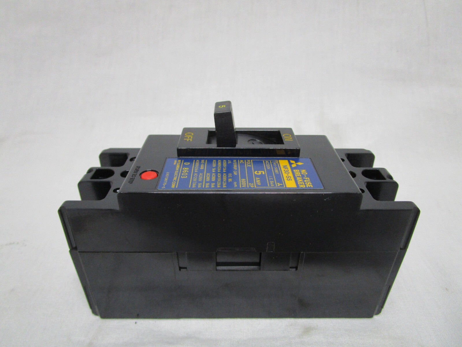 NEW MITSUBISHI NF30-SS-2P-5A NO-FUSE CIRCUIT BREAKER