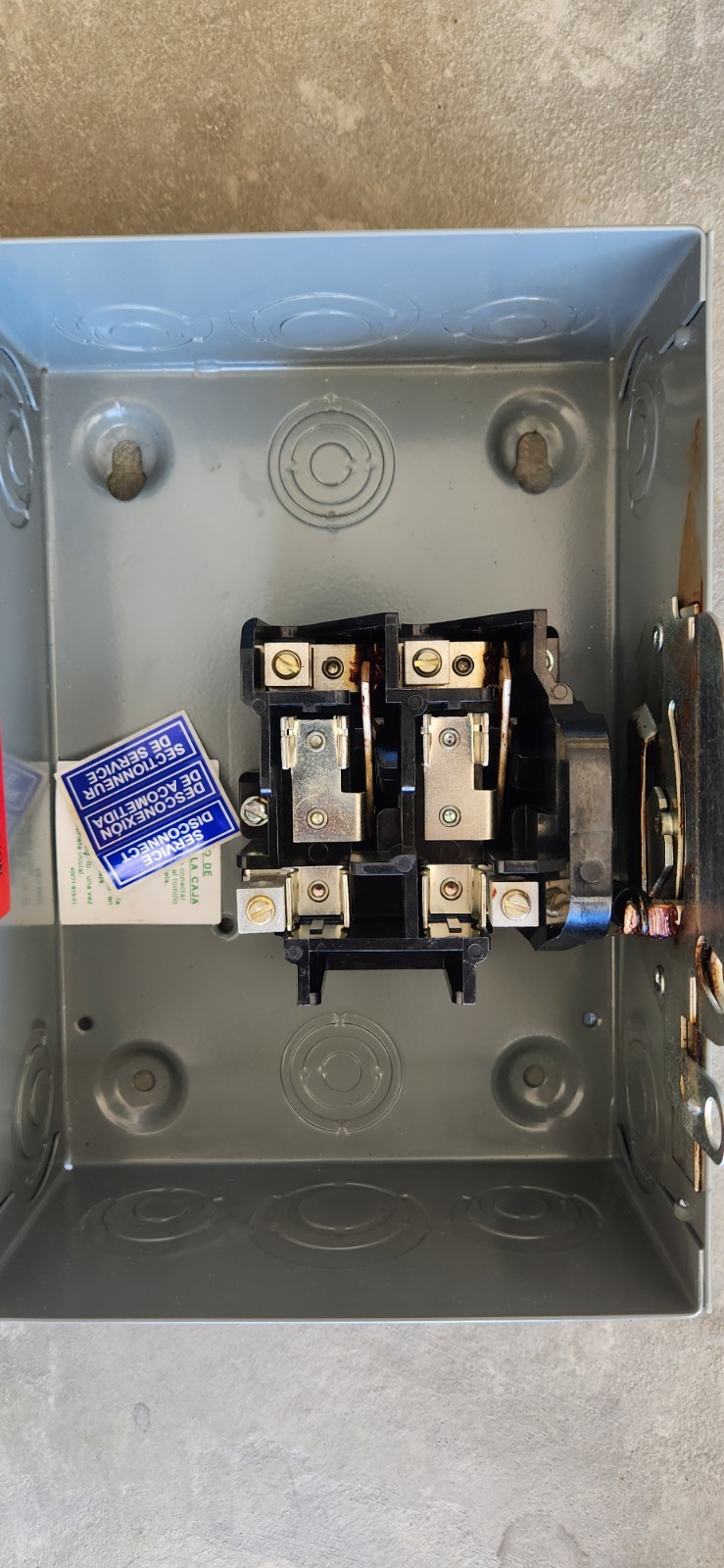 Square D D221NRB General Duty Safety Switch Fusable 30 Amp / 240 V Indoor ✨️📦