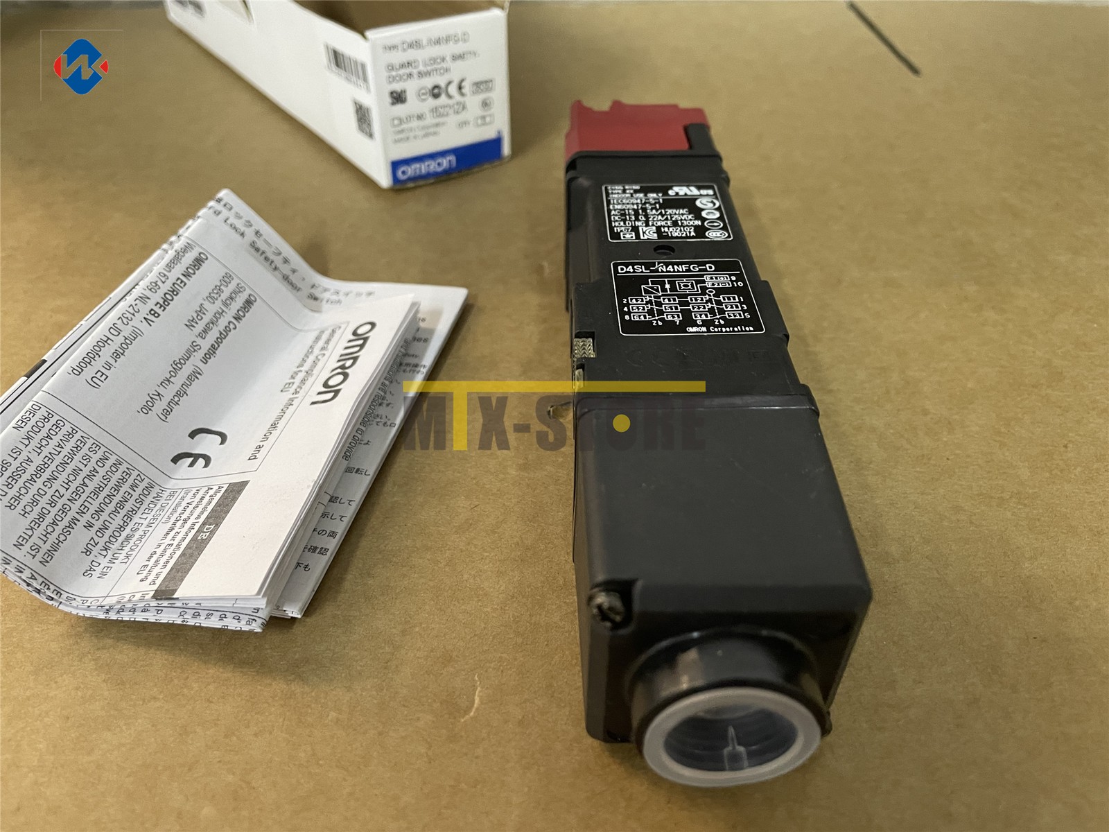 1PC Brand New Omron safety door switch D4SL-N4NFG-D