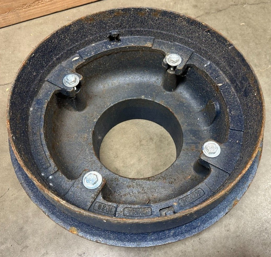 Zurn Z101-6NH – Cast Iron Roof Drain w/Overflow Ring No Dome, 6″ NH Outlet