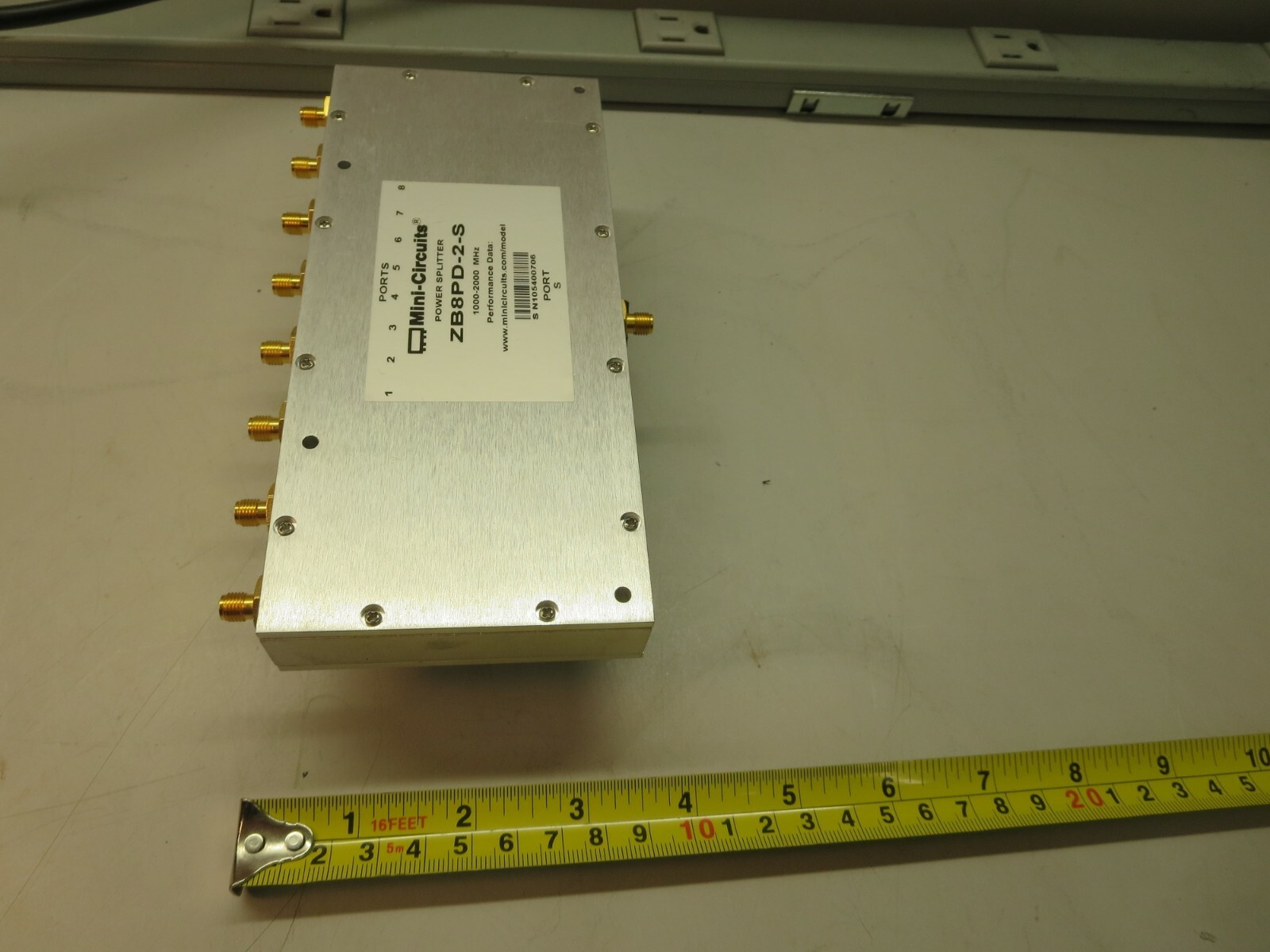 Mini-Circuits, ZB8PD-2-S, Power Splitter, 1 Input, 8 Outputs, 1000 – 2000 MHz