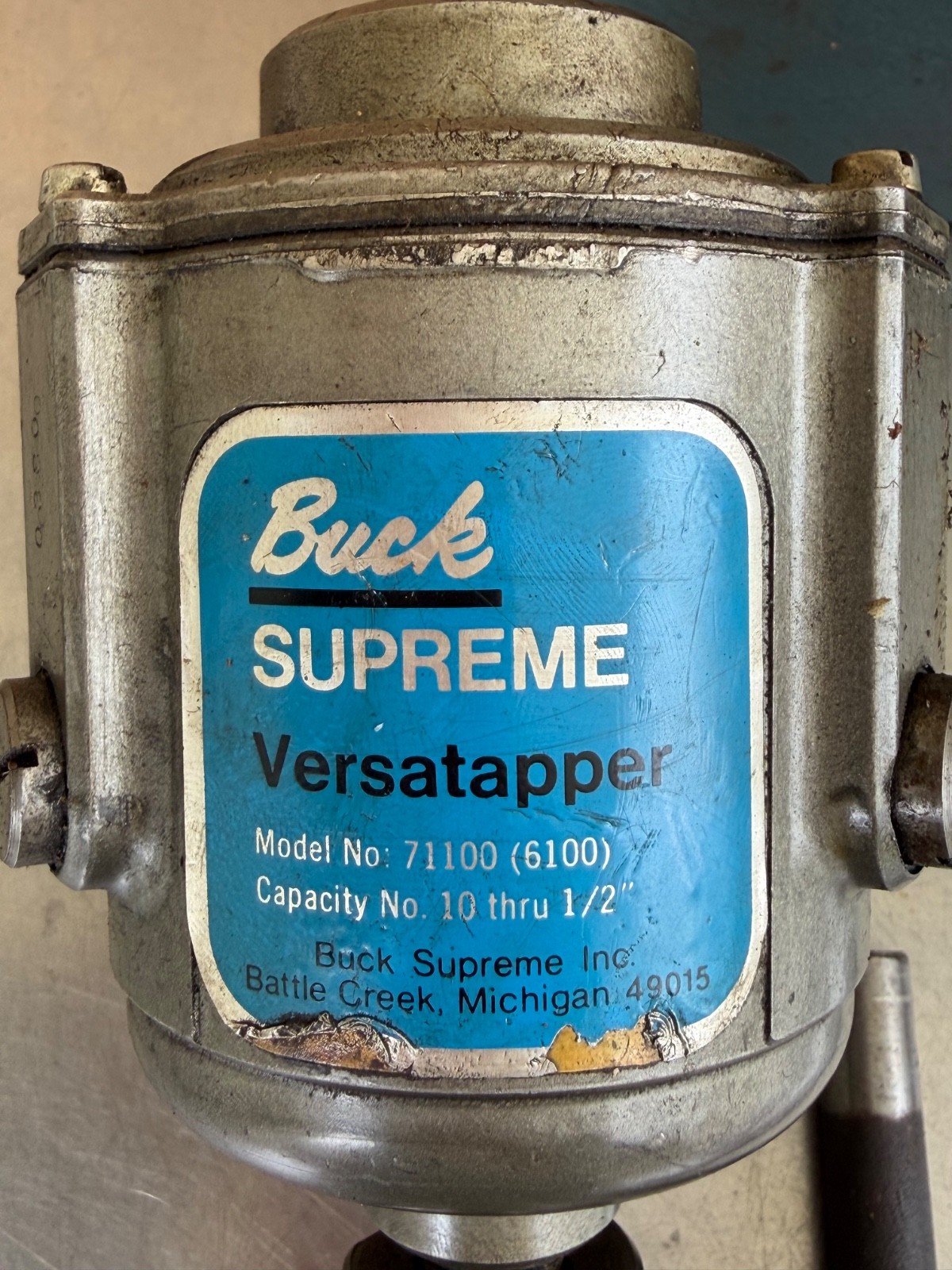 Buck Supreme Versatapper Tapping Attachment 71100 (6100) #10-1/2″ Cap G-1