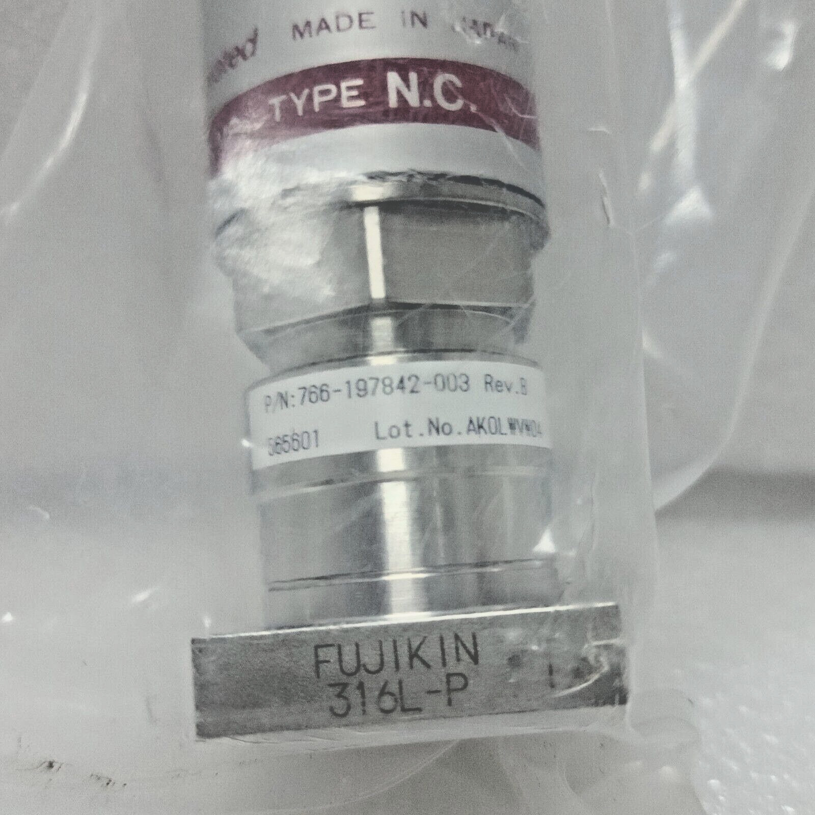 Fujikin C No 565601, 0.P. 0.5-0.6 MPa,Lam 766-197842-003 R B, N.C Valve,+97101