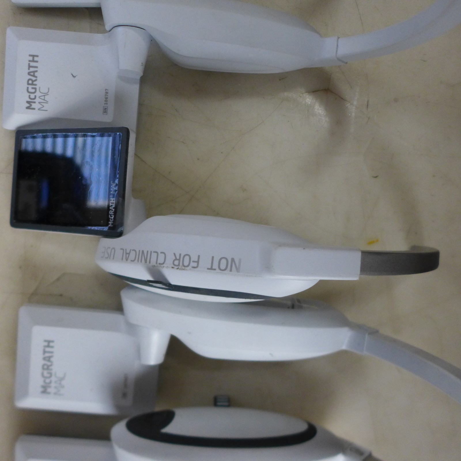 L122 MCGRATH MAC VIDEO LARYNGOSCOPE REF 301-000-000 LOT OF 5 UNTESTED FOR PARTS