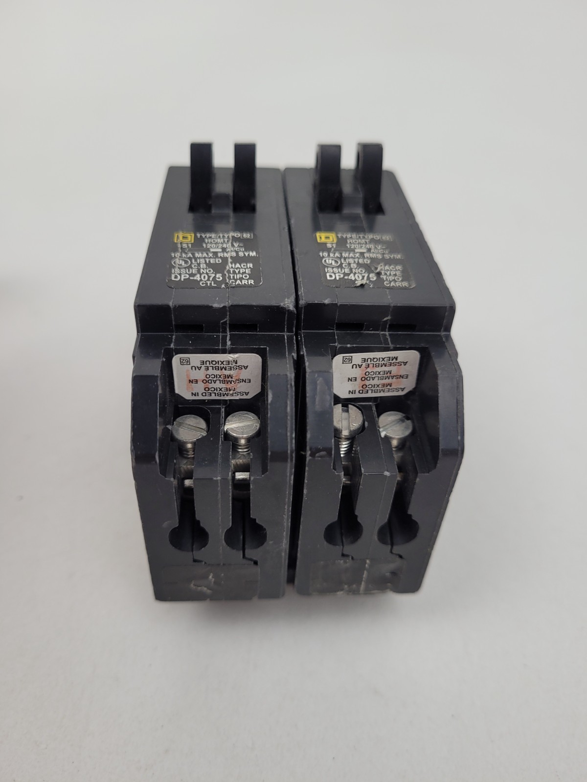 Lot of 2 – HOMT3020 Square D 20 Amp Circuit Breaker – Next Day Option