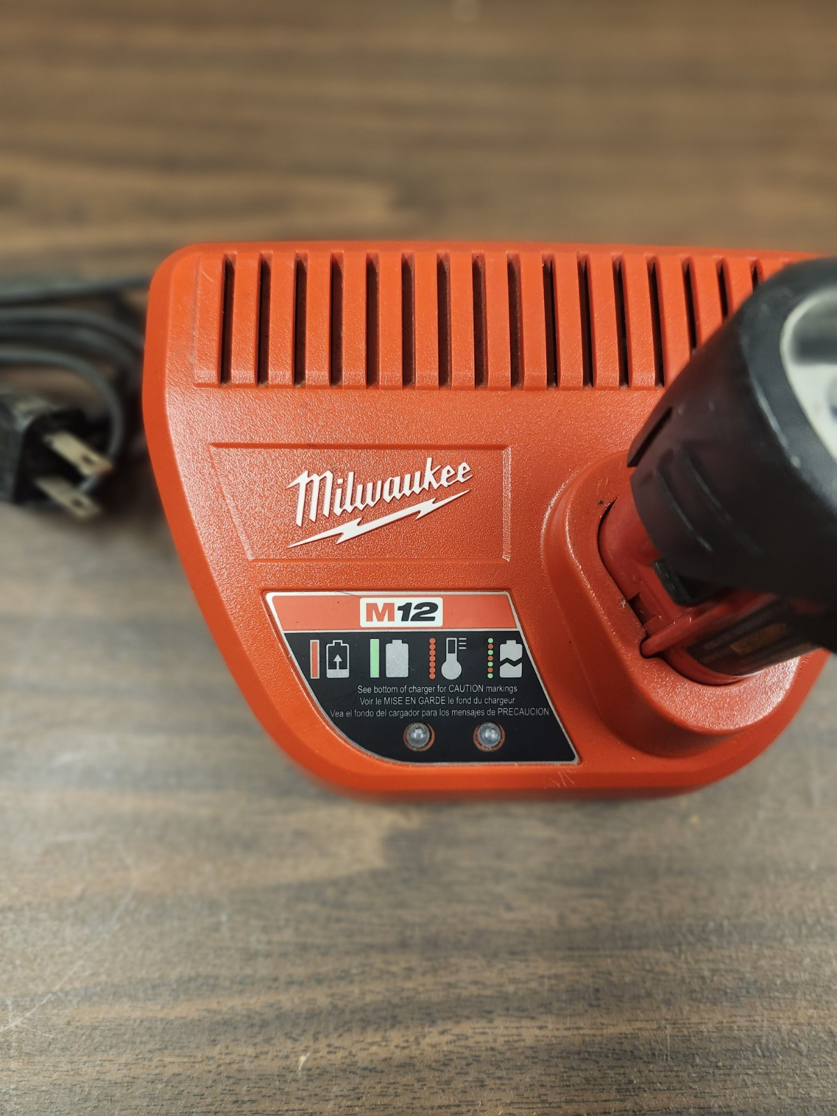 Milwaukee 2471-20 M12 12V Cordless Copper Tubing Cutter with Battery & Charger