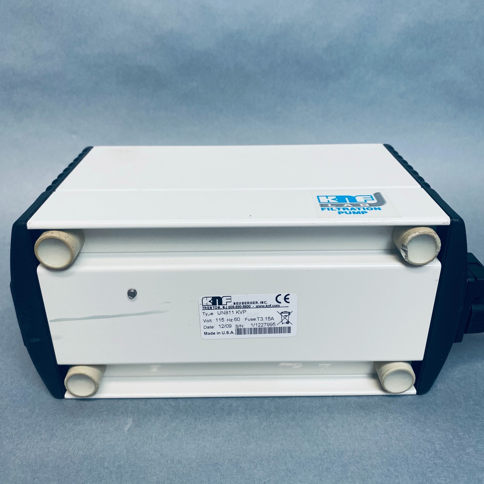 KNF Mini Diaphragm Vacuum Pump 13 l/min Flow Rate
