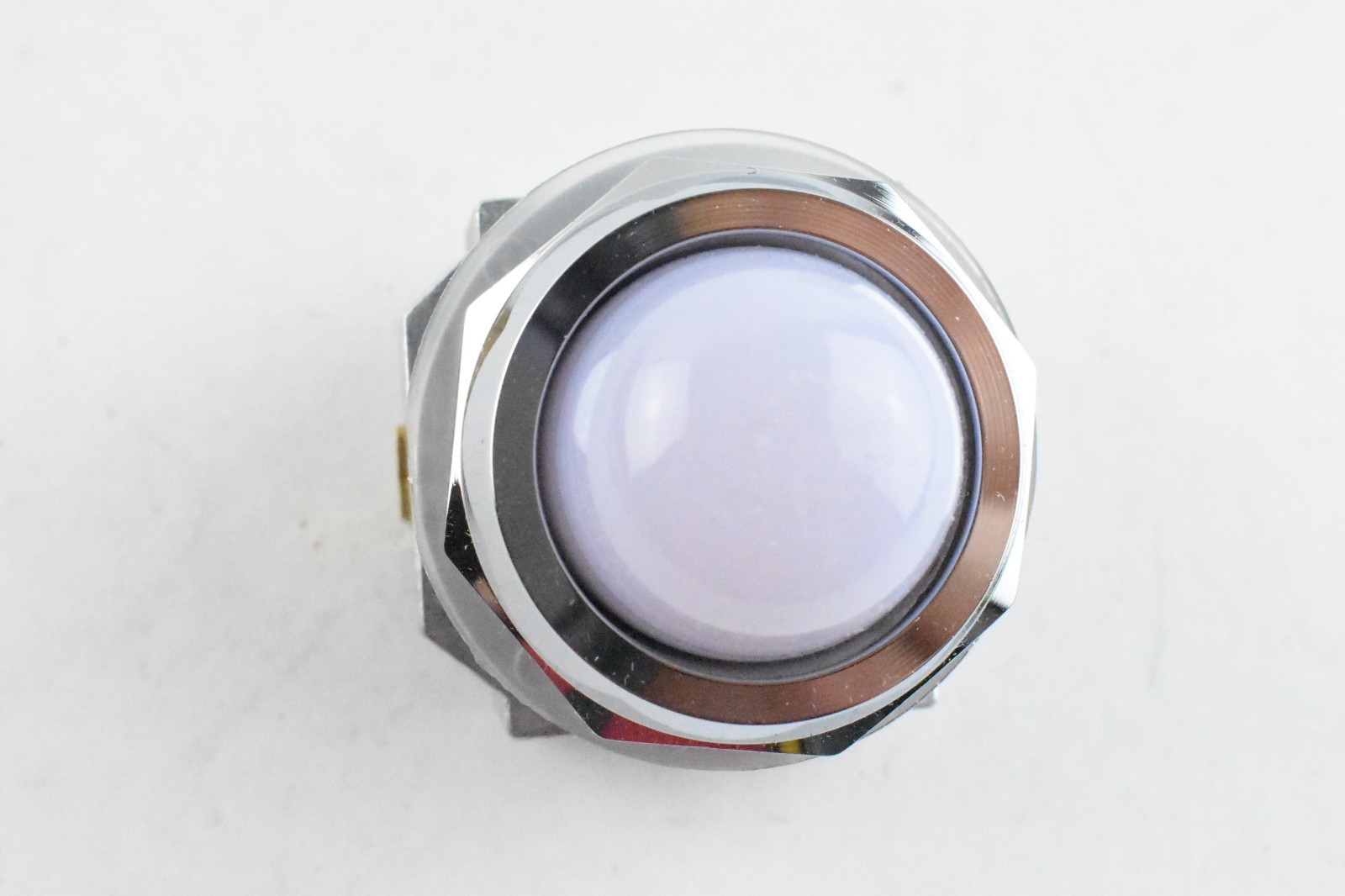 Idec APD199DN-W-24V