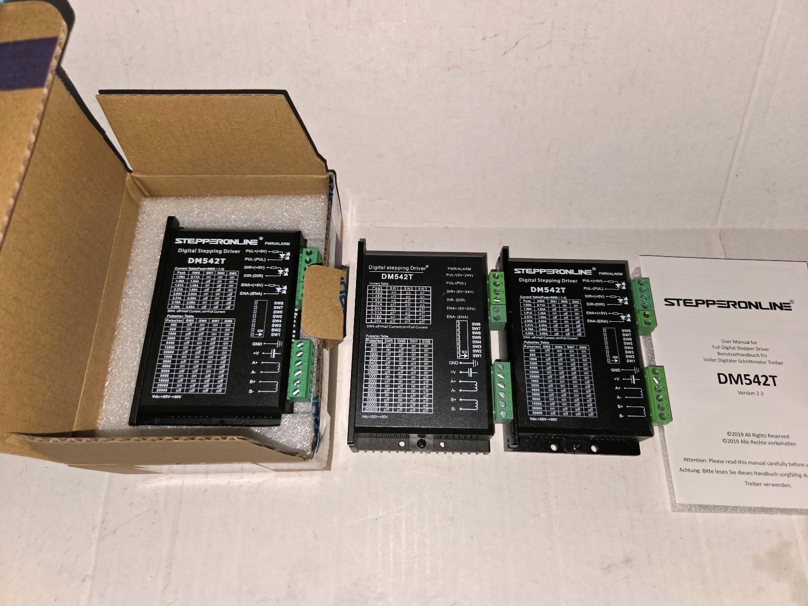 3 Stepperonline Stepper motor drivers DM542T for Nema 17/23 Motors