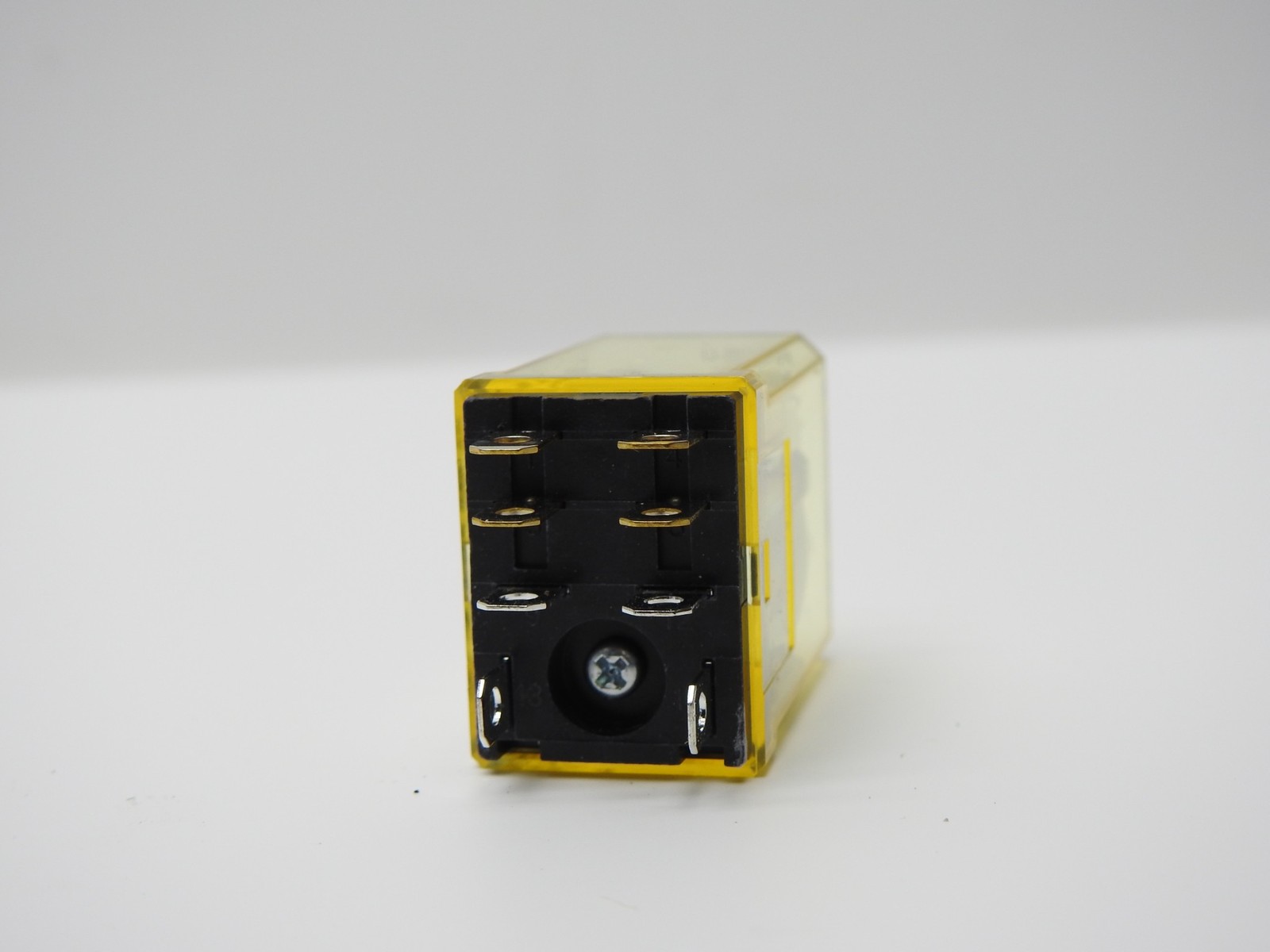 IDEC RH2B-U AC24V Relay HRY27 o – NEW