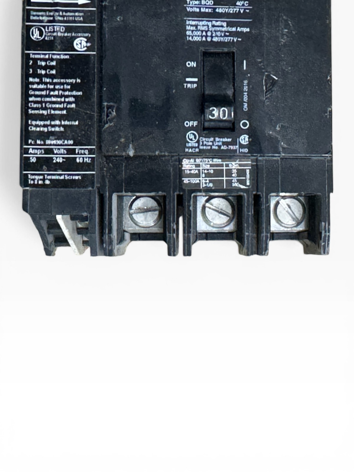 Siemens BQD330 3P 30A 480V Circuit Breaker w/ BQDST120 120V Shunt Trip *CHIPPED