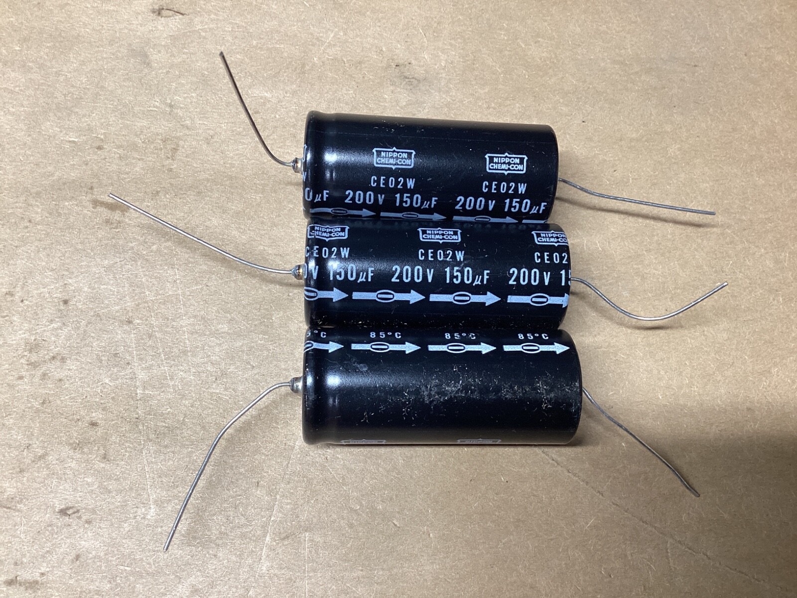 Lot of 3 Nippon Chemi-Con AXIAL CAPACITOR 150uF 200V CE02W #122F131PR6*CO