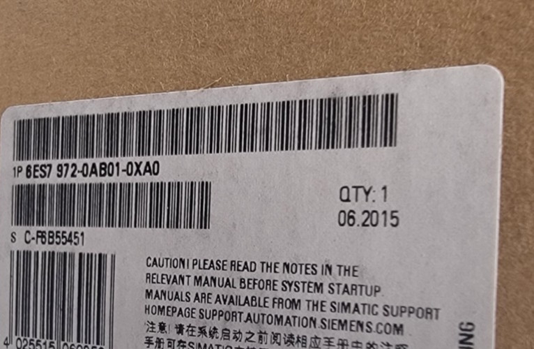 New Sealed Siemens 6ES79720AB010XA0 Repeater, Diagnostic, 12MB, Fast-Connect