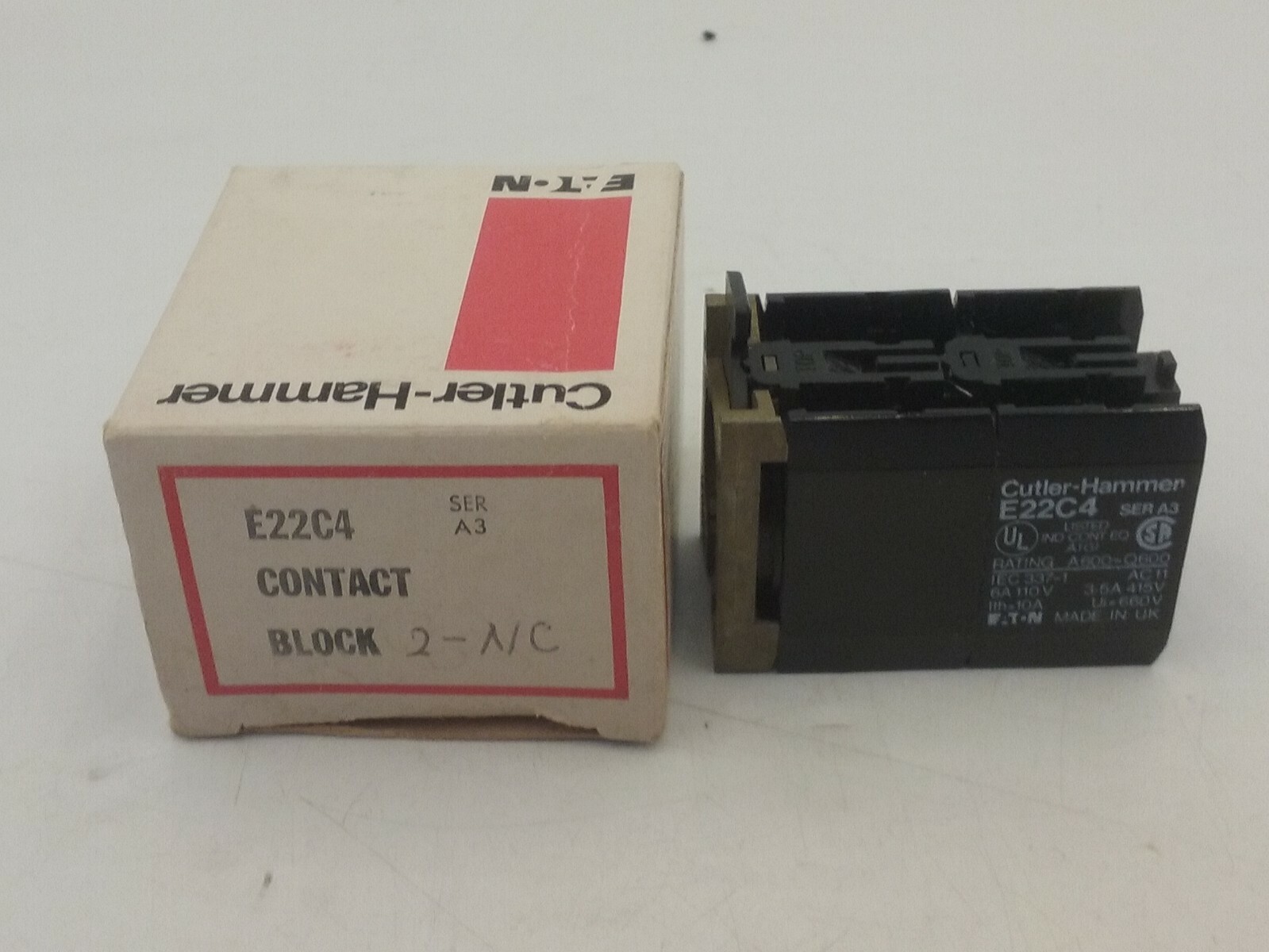 CUTLER HAMMER E22C4 CONTACT BLOCK SERIES A3 NIB