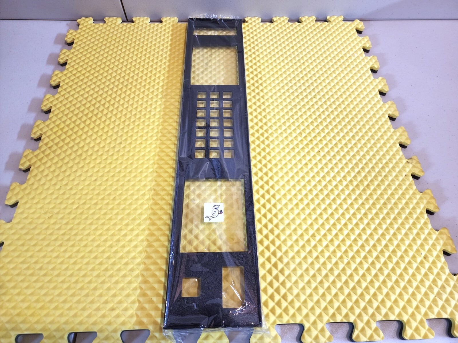 CRANE NATIONAL 147,148,157,158,159,160,167,168,171 SNACK MACHINE BEZEL FRAME