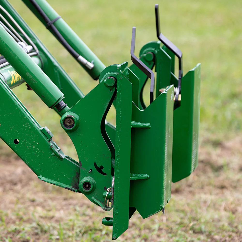 Titan Attachments Quick Tach Adapter Fits John Deere Tractors to Convert SSQA