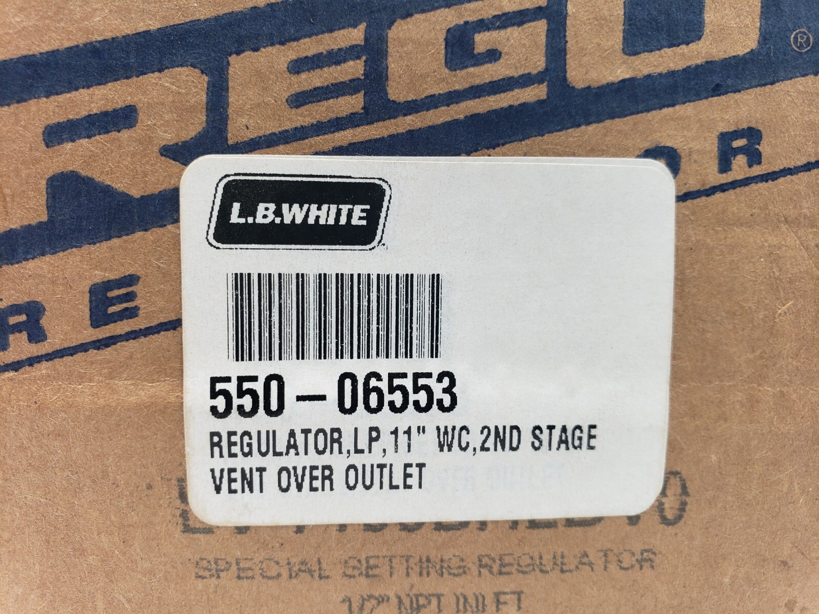 LB White Propane Regulator LP 11″ WC 2nd Stage Vent Over Outlet 550-06553 3/4″