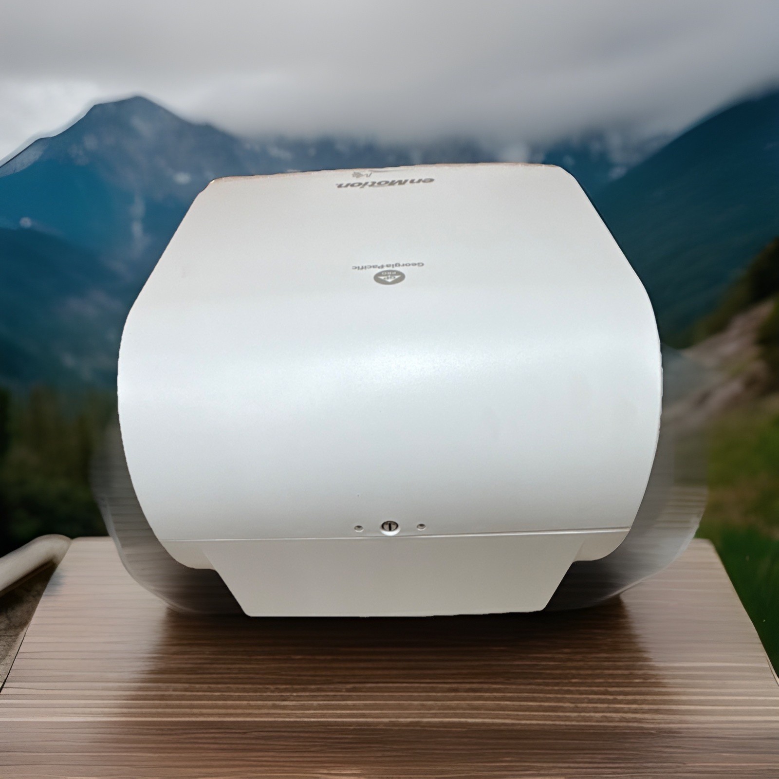 Georgia-Pacific enMotion 10″ Touchless Roll Towel Dispenser White 59407A