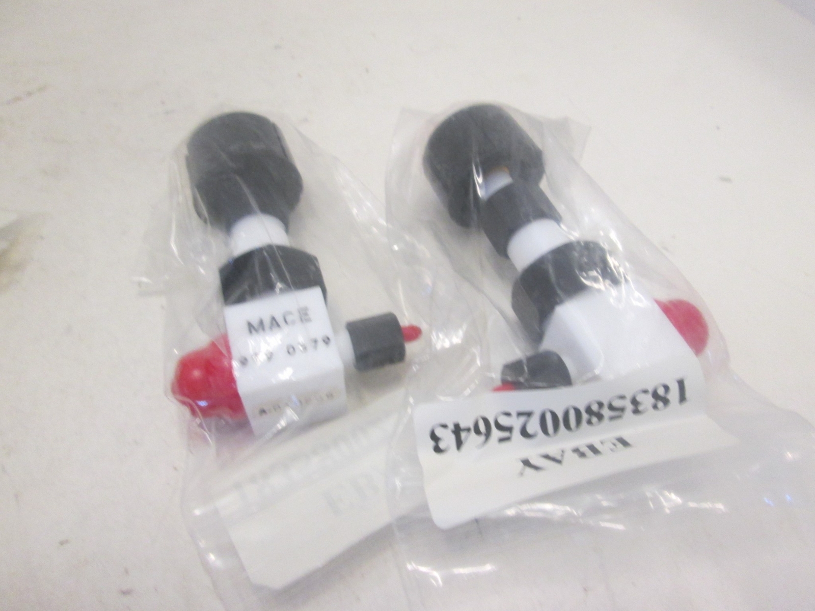 Mace, 999 0379, VALVE NEEDLE TEF, New, Lot of 2