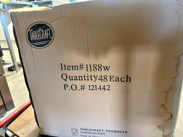 LOT OF 24 TABLECRAFT 1188W RECTANGULAR HAND WOVEN POLYPROPYLENE BAKERY BASKETS